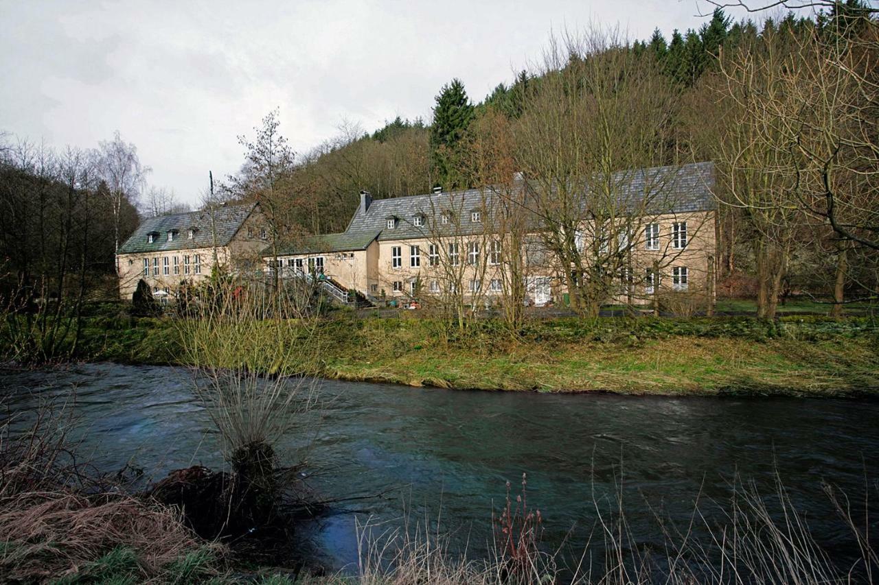 Nationalpark Loft In Alter Schule Lejlighed Schleiden Eksteriør billede